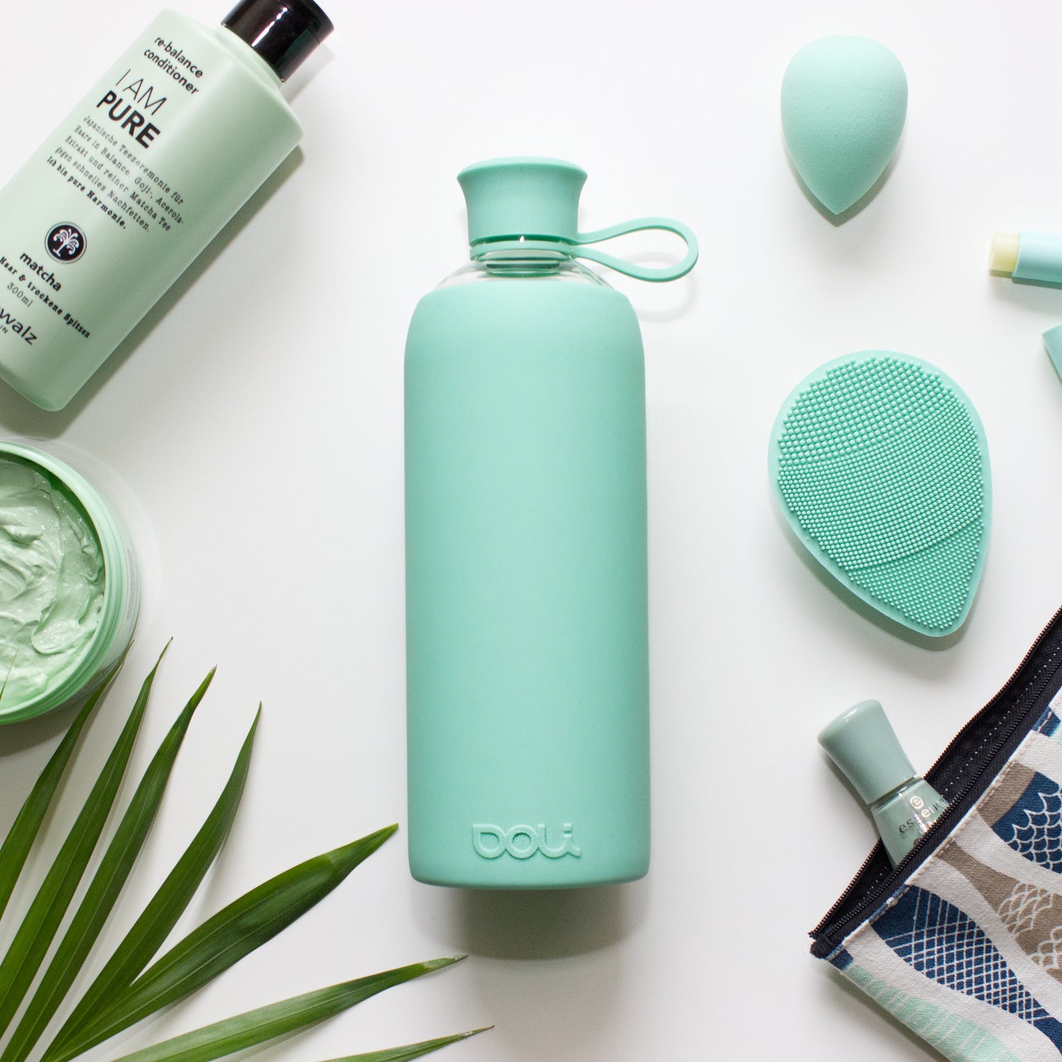 Beauty Essentials: 6 Beauty Gründe, warum du mehr Wasser trinken solltest